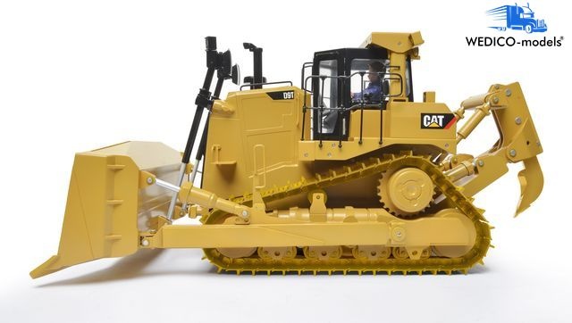 Complete kit of track dozer CAT D9T with ripper tooth