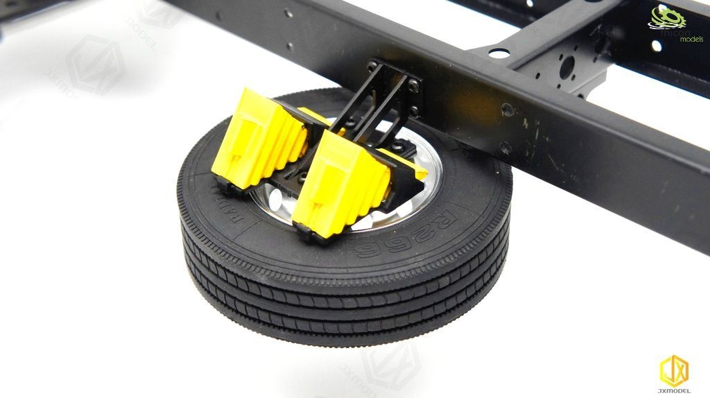 1:14 spare wheel holder with standard tires and brake shoes